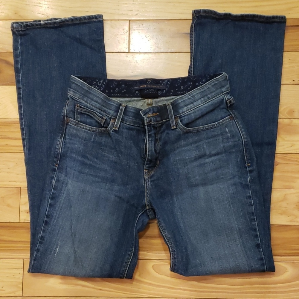 Women's Levi's Jeans